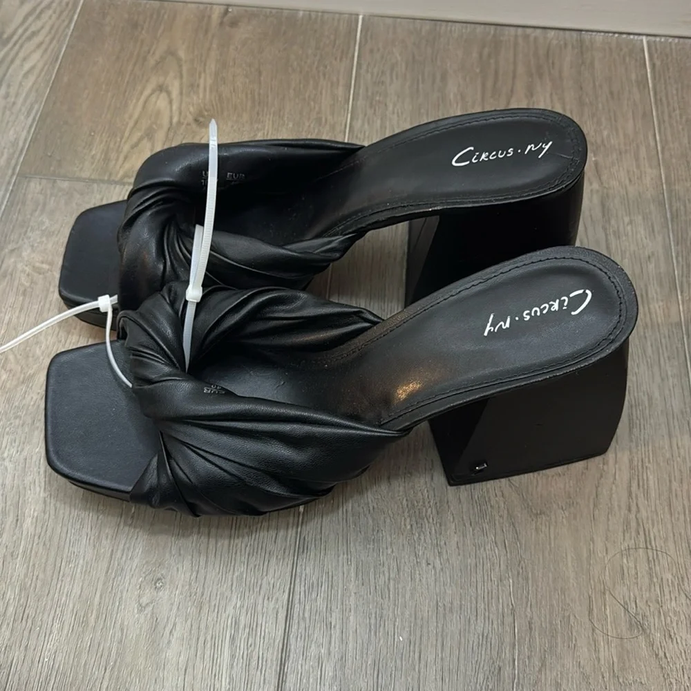 NEW! Circus by Sam Edelman Marianna Woven Slide Sandal- 10 ✈️ & 6.5🚛 & 5.5🚕